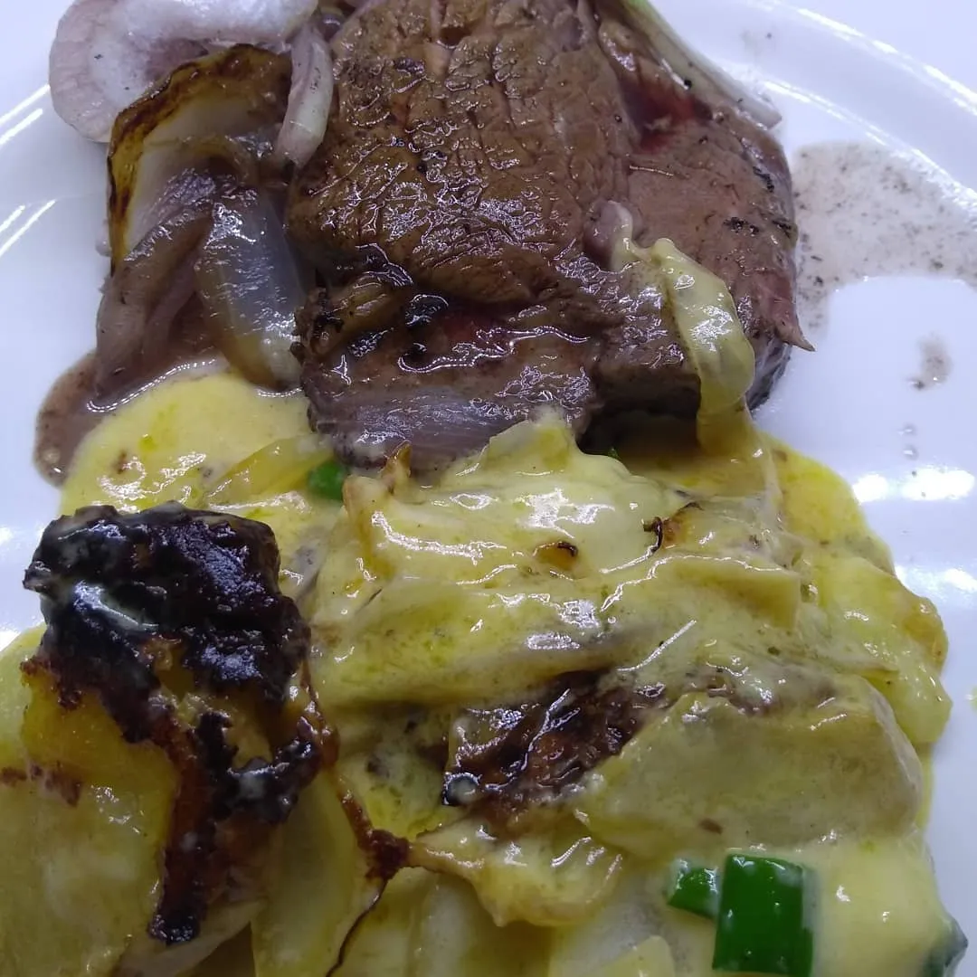 Lomo con papas